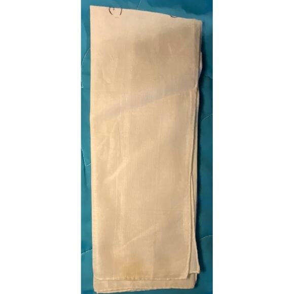 Vintage Season's Greetings Men's Adult Handkerchief Christmas Present Scene - Picture 2 of 6